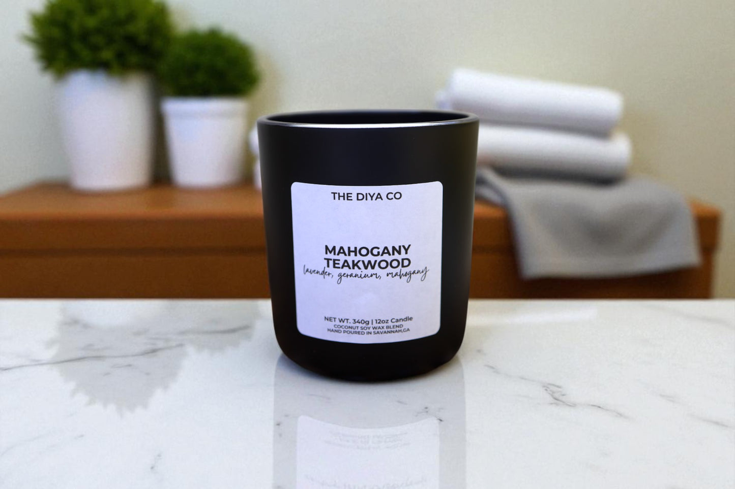 12 oz Mahogany Teakwood | Coconut Soy Candle