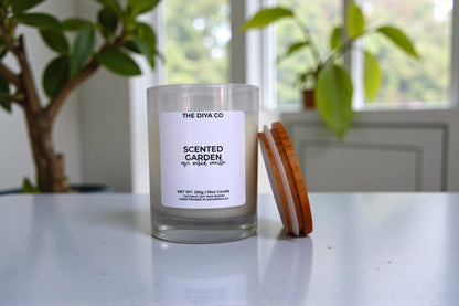 10 oz Scented Garden | Coconut Soy Candle